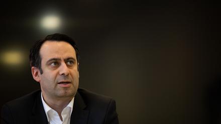 Sozialstaatssekretär Aziz Bozkurt (SPD) fordert beim Bürgergeld einen Kurswechsel seiner eigenen Partei. (Archivbild) 