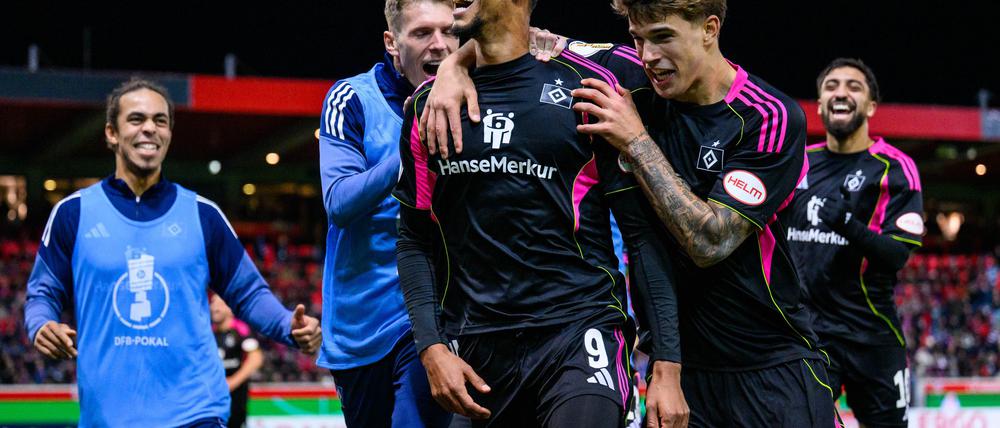 Umjubelter Siegtorschütze: Hamburgs Robert Glatzel.