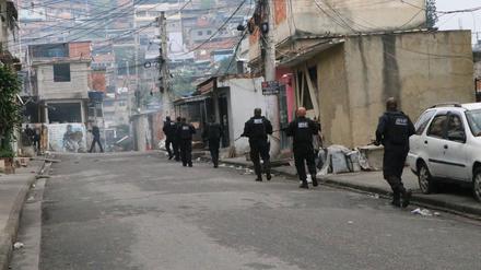 Polizisten und Kriminelle lieferten sich stundenlange Gefechte.