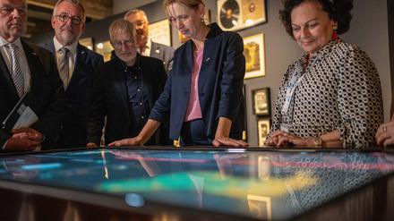 Bildungsministerin Karin Prien bereist Israel.