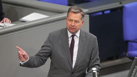 Stephan Mayer (CSU) spricht in der Generaldebatte in der Haushaltswoche im Bundestag (Symbolbild).