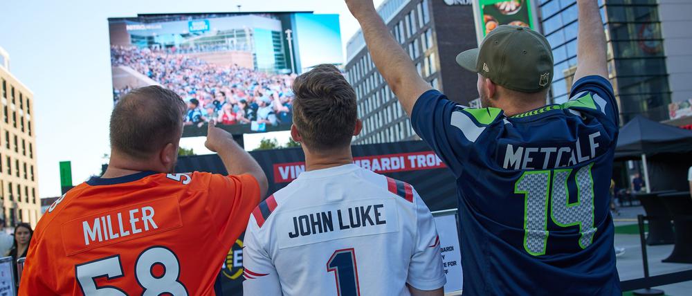 In der gesamten Stadt gibt es verschiedene Fan-Events.