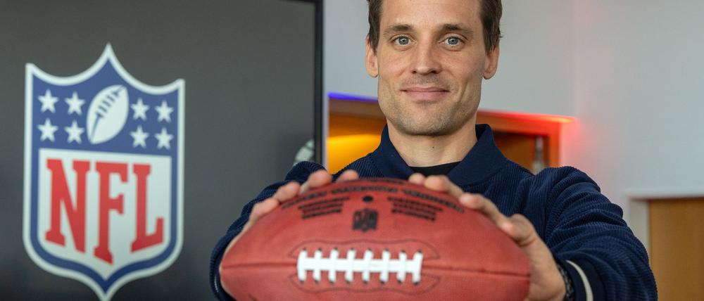 Deutschlands NFL-Chef Alexander Steinforth freut sich über die große Nachfrage.
