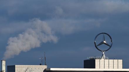 Mercedes-Benz mit Gewinneinbruch. (Foto aktuell)