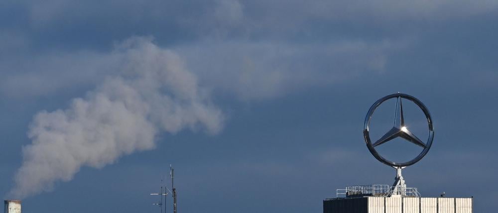 Mercedes-Benz mit Gewinneinbruch. (Foto aktuell)