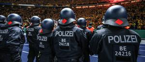 Sowohl viele Hertha-Anhänger als auch die Union-Szene sind nicht gut auf Dynamo Dresden zu sprechen. Konflikte scheinen vorprogrammiert. (Archivbild)