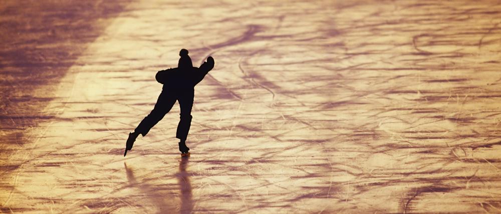 So ästhetisch kann Eislaufen sein aussehen, wenn man den Dreh raus hat.