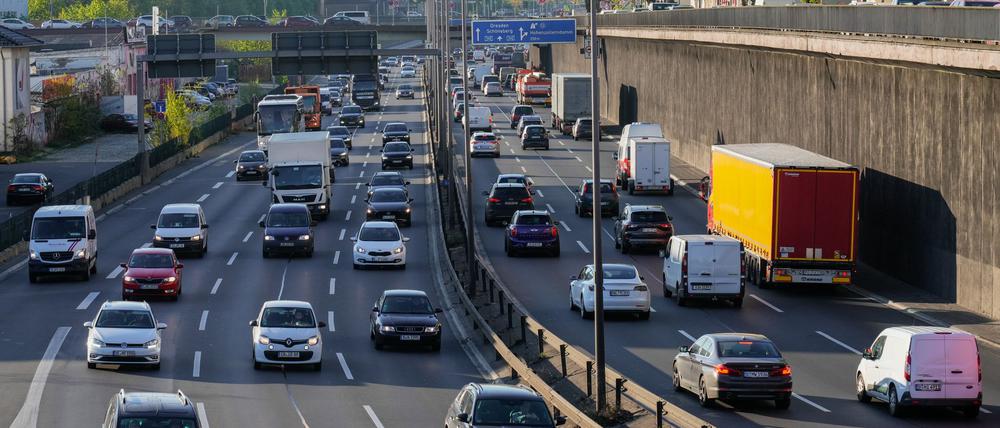 Auf der Stadtautobahn A100 gab es am Mittwoch einen Verkehrsunfall. (Archivfoto)