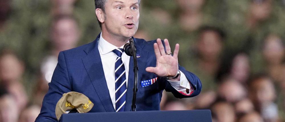 Verkündet schon wieder einen tödlichen US-Angriff auf ein Boot im Pazifik - Pentagon-Chef Hegseth.