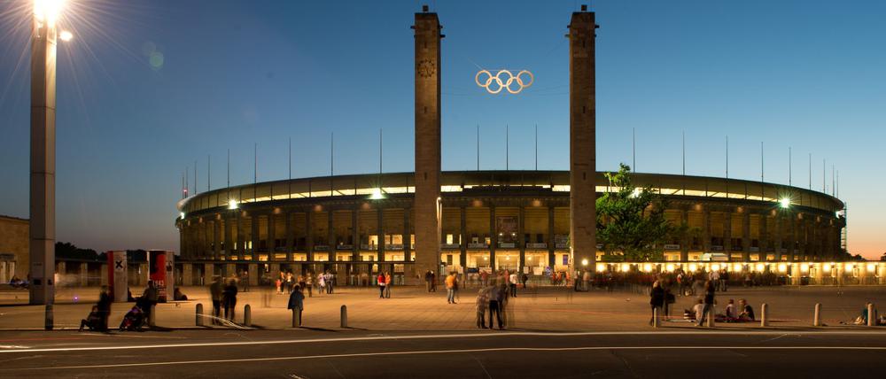 Das Olympiastadion wurde für das NFL-Spiel teilweise umgebaut. (Archivbild)