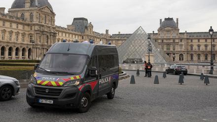 Diebe hatten im Louvre Kunststücke im Wert von 88 Millionen Euro gestohlen.