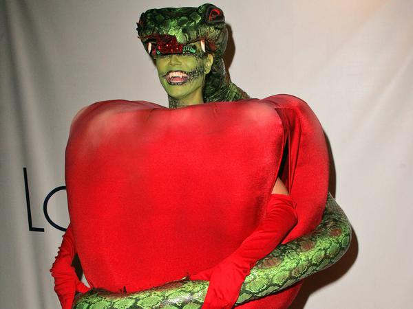 at Heidi Klum s 7th Annual Halloween Party, Privilege, Los Angeles, CA 10-31-06 Heidi Klum at Heidi Klum s 7th Annual Halloween Party, Privilege, Los Angeles, CA 10-31-06 Los Angeles Calif United States EDITORIAL USE ONLY Copyright: xx s_bukleyx icphotos183129