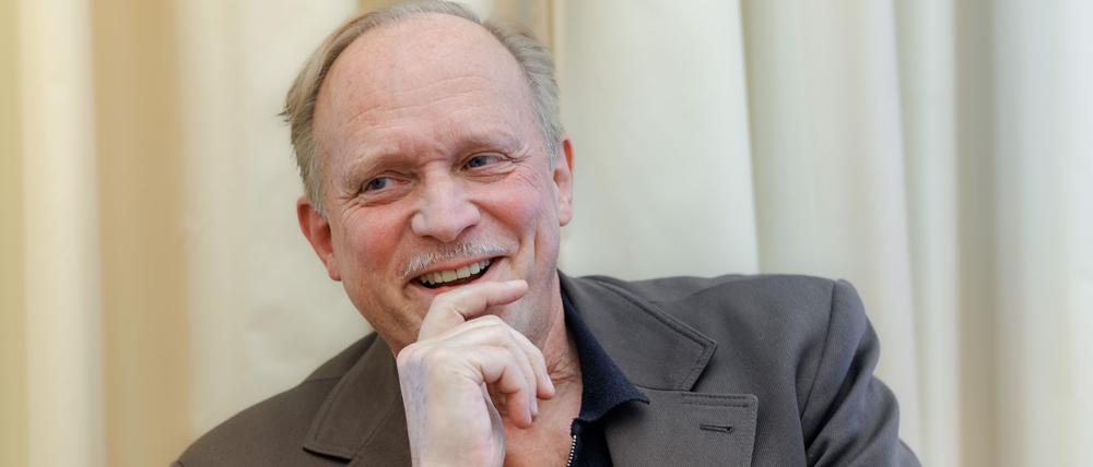 Ulrich Tukur im dpa-Interview zu seinem neuen Film „Dann passiert das Leben“.