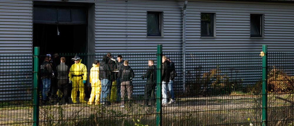 Die Lagerhalle an der Graf-Arco-Straße in Nauen, in der ein Drogenlabor entdeckt wurde.