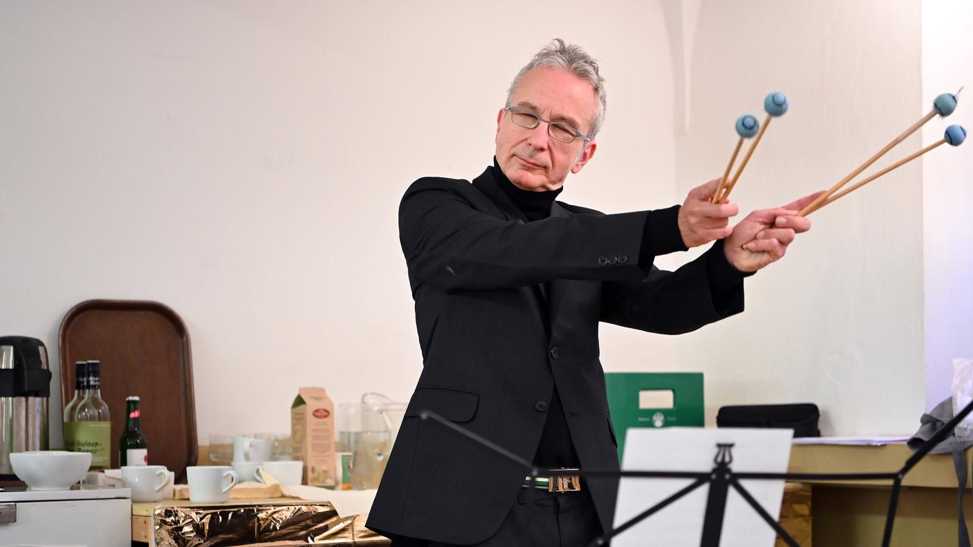 Fesselung-und-Entfesselung-Ein-Lob-des-Vibraphonisten-Christopher-Dell