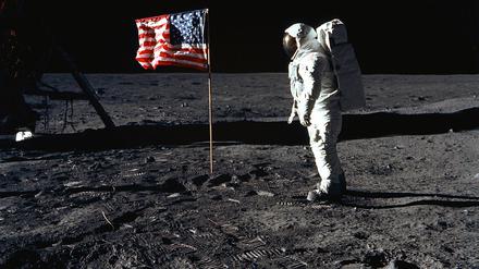 Dieses Foto soll den Nasa-Astronauten Buzz Aldrin bei der ersten Mondland am 20. Juli 1969 zeigen.