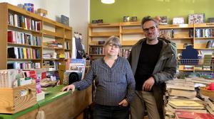 Ines Krüger gibt ihren Buchladen in Berlin-Baumschulenweg an zwei Nachfolger ab.