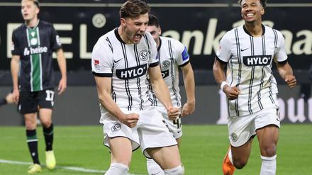 Lukas Petkov erzielt das 1:0 und war mit bester Mann auf dem Platz.