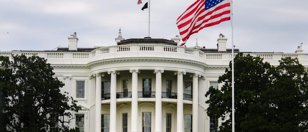Die US-Regierung schränkt die Bewegungsfreiheit von Journalisten auf dem Gelände des Weißen Hauses weiter ein.
