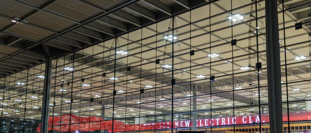 Der Flugverkehr wurde nach der Sichtung für knapp zwei Stunden eingestellt.