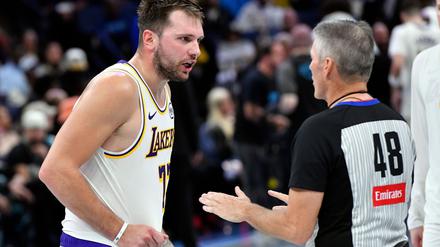 Erfolgreiches Comeback nach kurzer Verletzungspause: Luka Doncic trug für die Los Angeles Lakers gegen die Memphis Grizzlies starke 44 Punkte bei.