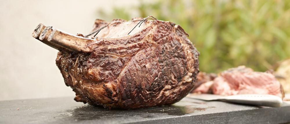 Großes Steak vom Grill