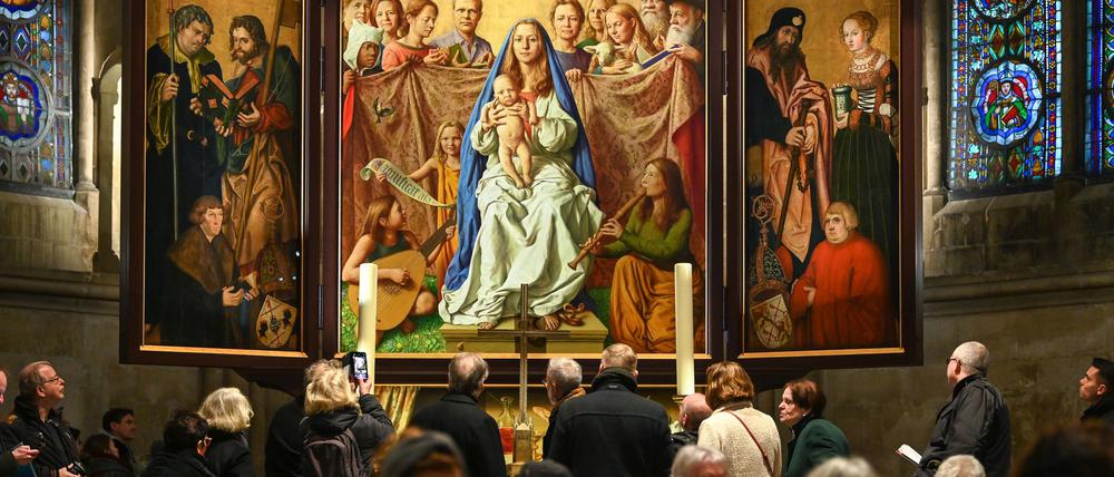 Bislang stand der Altar im Dom von Naumburg. (Archivbild)
