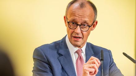Bundeskanzler Friedrich Merz (CDU) spricht bei einer Veranstaltung.