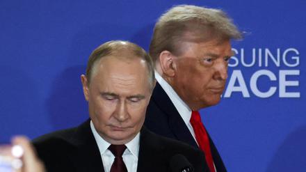 Donald Trump und Wladimir Putin beim „Friedensgipfel“ in Alaska im August.