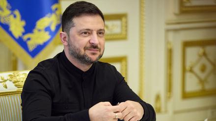 Der ukrainische Präsident Wolodymyr Selenskyj bei einer Pressekonferenz in Kiew.
