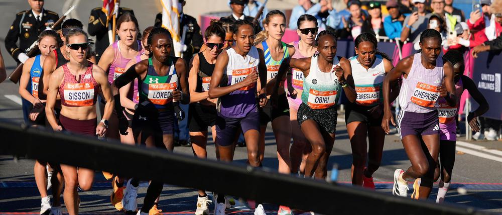 Den Marathon der Frauen gewann die Kenianerin Hellen Obiri.