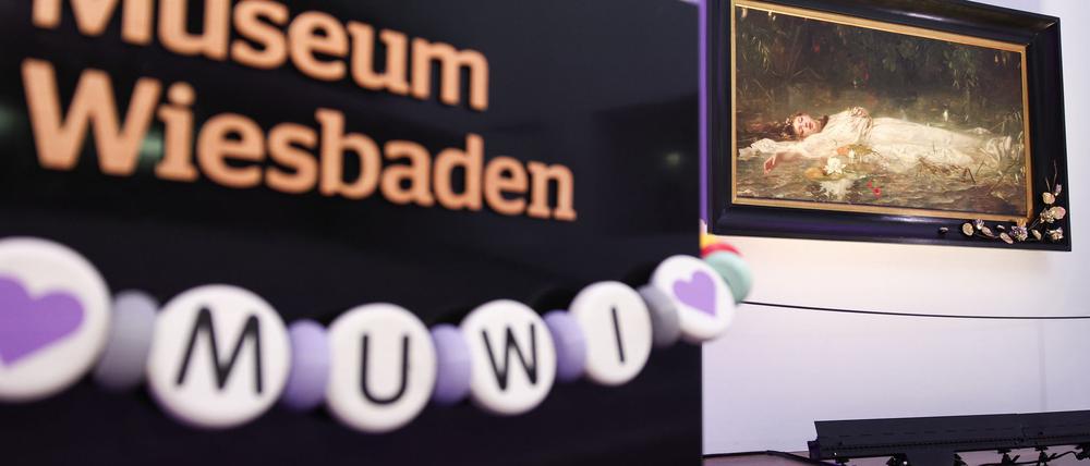 Rund 200 Swift-Fans sind am Sonntagnachmittag zur ersten Swift-Sonderveranstaltung ins Museum Wiesbaden gekommen.