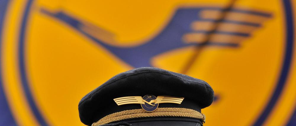Die Pilotengewerkschaft VC Cockpit will der Lufthansa im Tarifstreit um die Altersversorgung mehr Zeit geben. (Archivbild)