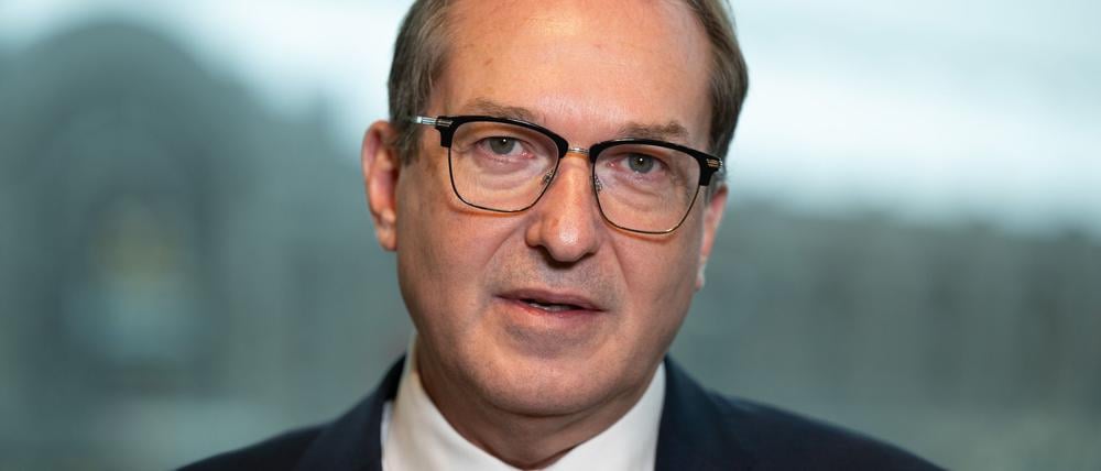 Dobrindt sieht eine abstrakte Terrorgefahr in Deutschland. (Archivbild)