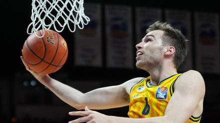 Auch Co-Kapitän Delow sieht sein Team im Aufschwung. (Archivbild)