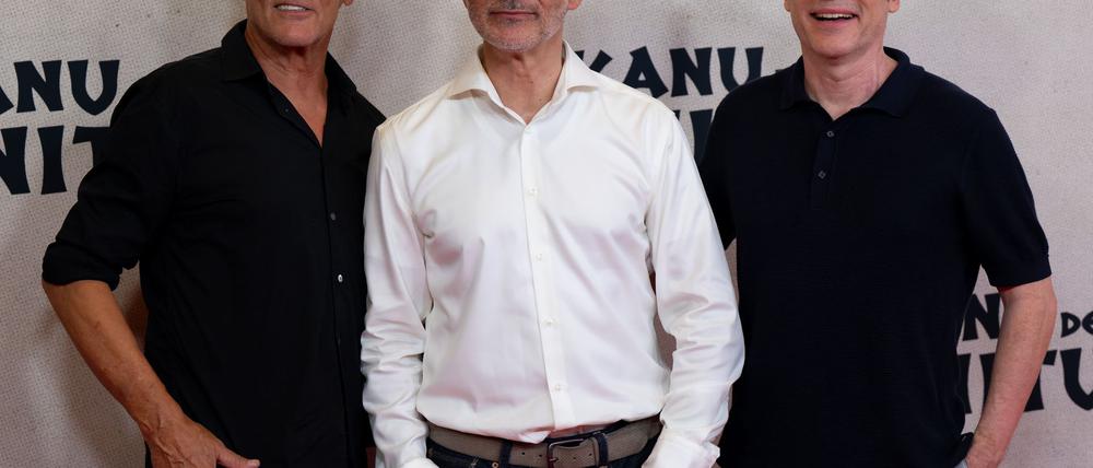 Christian Tramitz (l-r), Rick Kavanian und Michael „Bully“ Herbig feiern zurzeit mit „Das Kanu des Manitu“ einen riesigen Erfolg. (Archivbild)