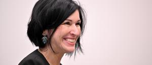 Potsdams neue Oberbürgermeisterin 
Noosha Aubel (parteilos) bei einem Spendenübergabe-Termin am Montag.