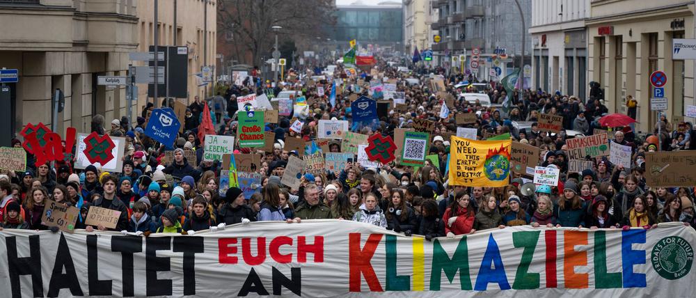Laut EU-Klimagesetz muss die Staatengemeinschaft neben bestehenden Zielen für 2030 und 2050 auch festlegen, um wie viel Prozent die Treibhausgase bis 2040 reduziert werden. (Archivfoto)