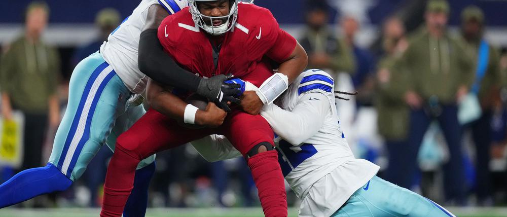 Quarterback Jacoby Brissett (M) führte die Cardinals zu einem unerwarteten Sieg. 