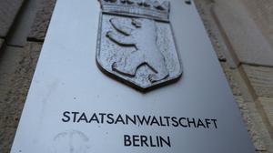 Zwei Männer sind wegen Geiselnahme und Nötigung angeklagt. (Symbolbild)