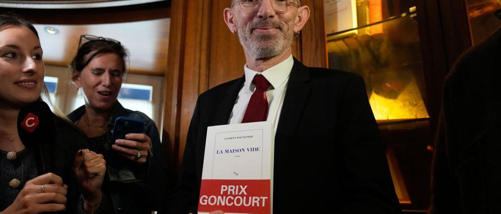 Die Romane von Laurent Mauvignier behandeln Themen wie Schuld, Trauma und gesellschaftliche Konflikte.