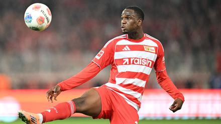 Beendete das Training angeschlagen: Union-Stürmer Ilyas Ansah. (Archivbild)