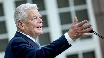 Gauck ruft zum Verteidigen der freiheitlichen Demokratie auf.