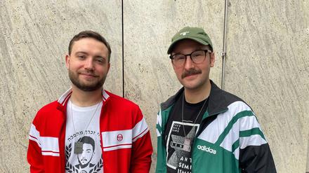 Ruben Gerczikow und Monty Ott haben das Buch „Juden auf dem Platz, Juden auf den Rängen“ geschrieben.