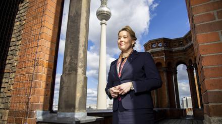 Die Regierende Bürgermeisterin Franziska Giffey posiert für ein Bild im Roten Rathaus in Berlin am 4. April 2023. Franziska Giffey *** Governing Mayor Franziska Giffey poses for a picture at the Red City Hall in Berlin on April 4, 2023 Franziska Giffey.