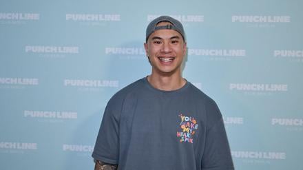 Tutty Tran, Stand-up Comedian, kommt zum Grand Opening des Punch L!ne Comedy Club, der im Theater am Potsdamer Platz eröffnet.