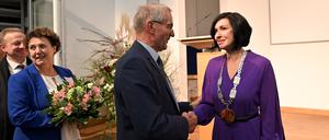 Auch Matthias Platzeck (SPD), ehemaliger Brandenburger Ministerpräsident und einstiger Potsdamer Oberbürgermeister, gratulierte Noosha Aubel.