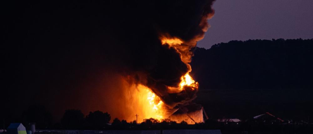 Die Ursache des Flugzeugabsturzes war zunächst unklar.