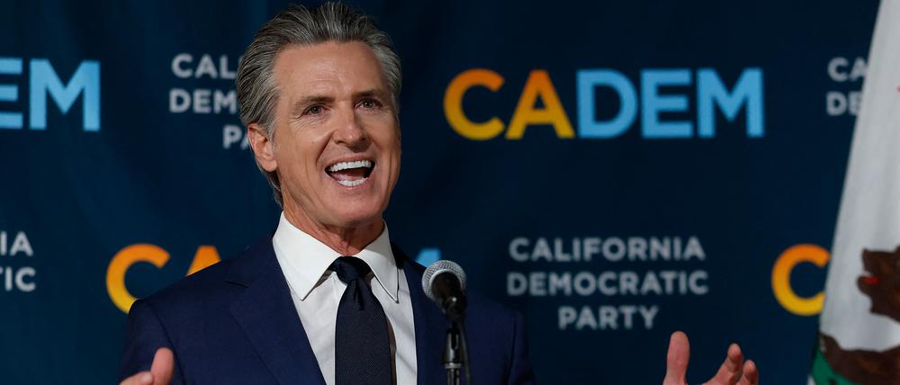 Gouverneur Gavin Newsom und die demokratischen Abgeordneten des Bundesstaates hatten die Abstimmung über den Antrag („Proposition 50“) eingebracht.