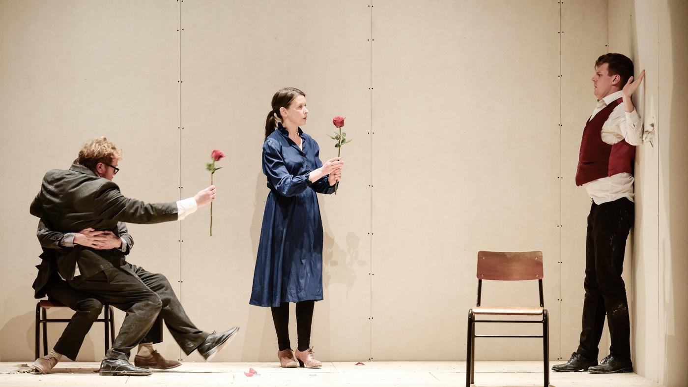 Potsdam Festival Unidram: Tedious German premiere to kick things off